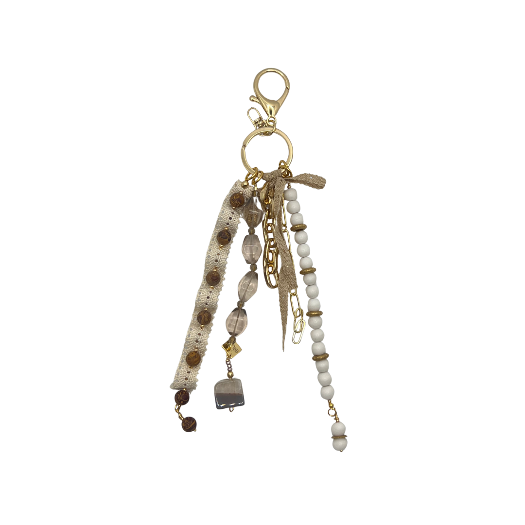 rue de lumière | neutral bag charm