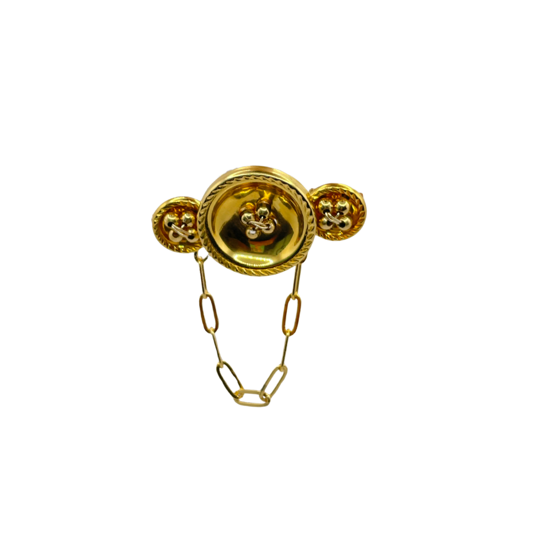 maison button brooch