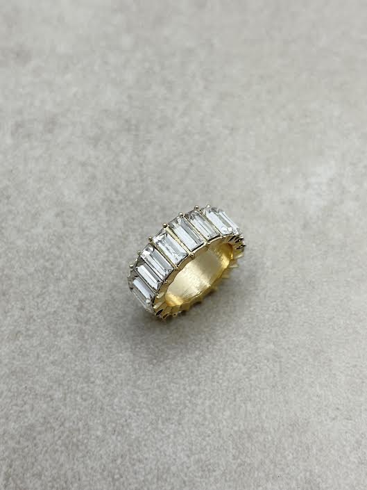 Clara Ring