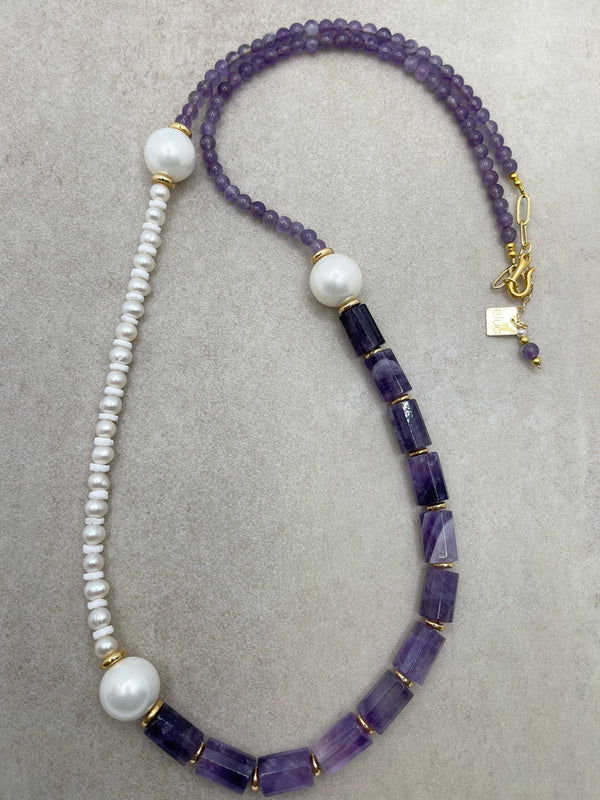 Lavanda Pearl Necklace