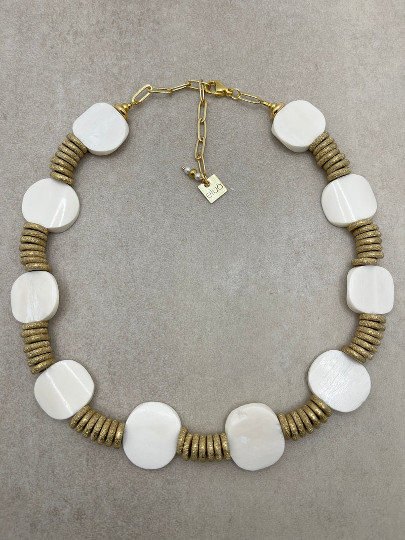 Aire Necklace